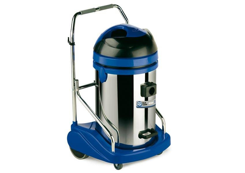 Aspiratore Solidi e Liquidi 3 Funzioni 2 Velocit 1200-2400W Capacit 77  Litri